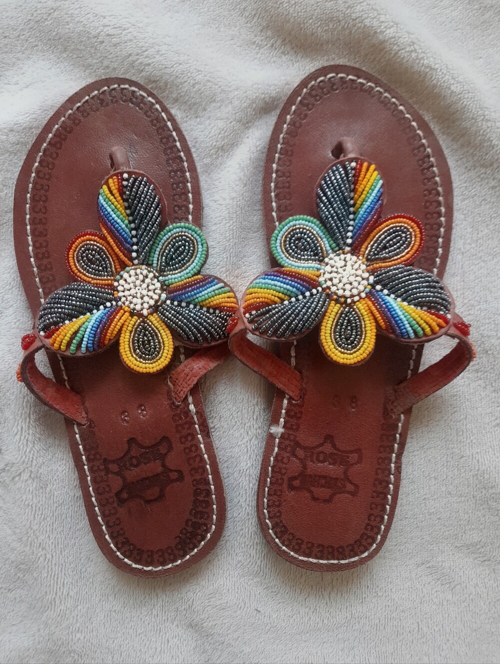 Brown Leather Women's Beaded Flower Slide Sandals - Multicolor Accents